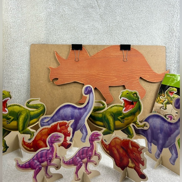 Dinosaur Party room decor centerpieces & wooden Triceratops 9 pieces total Large - Picture 2 of 14